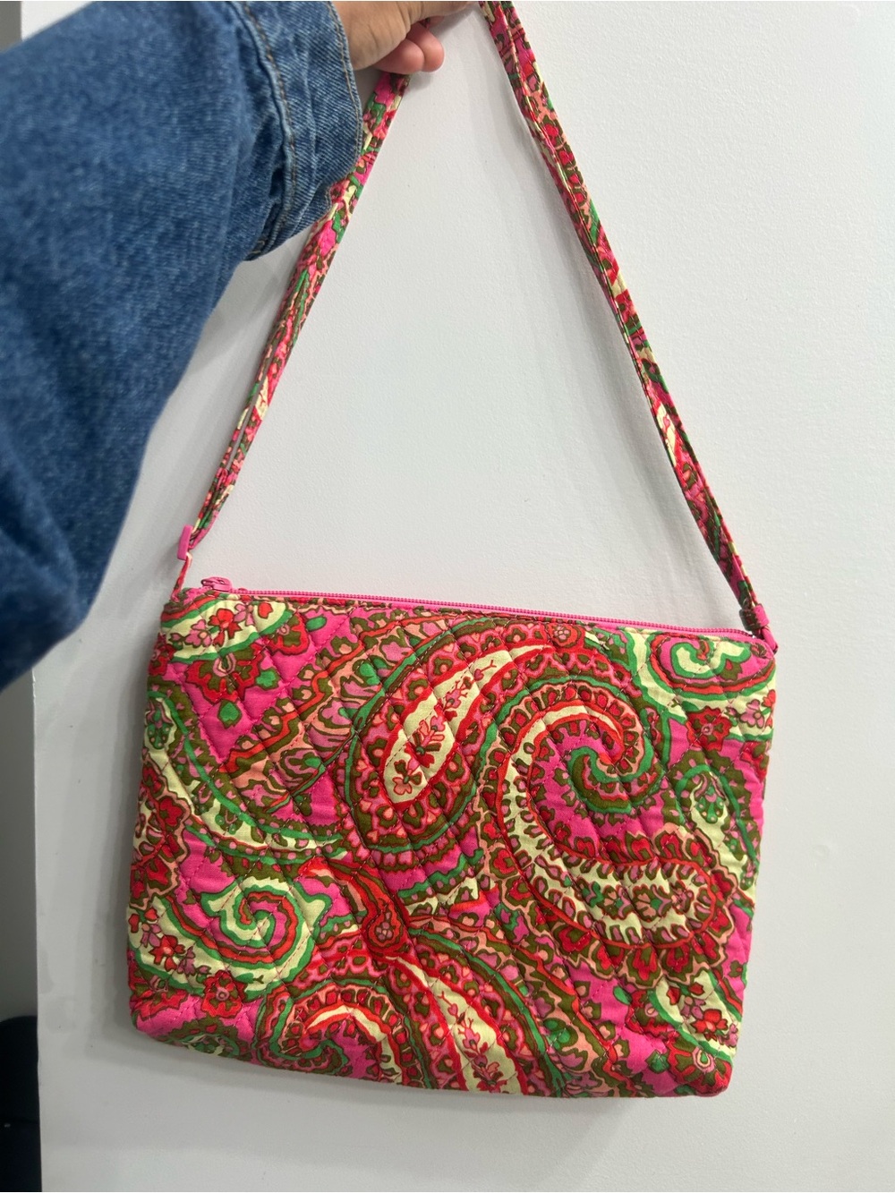 Vera Bradley medium shoulder bag/Crossbody bag in Capri pink